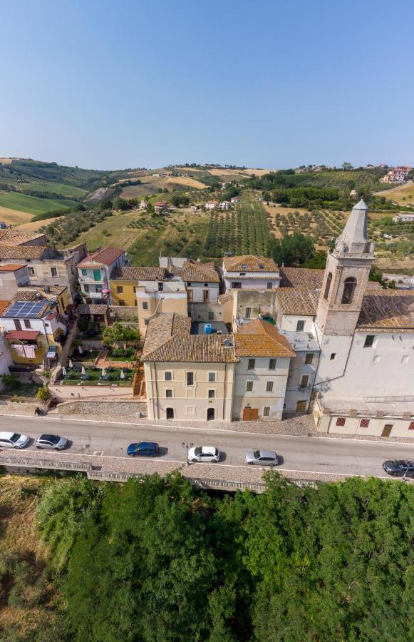 Palazzo Ducale Otel Castilenti Dış mekan fotoğraf